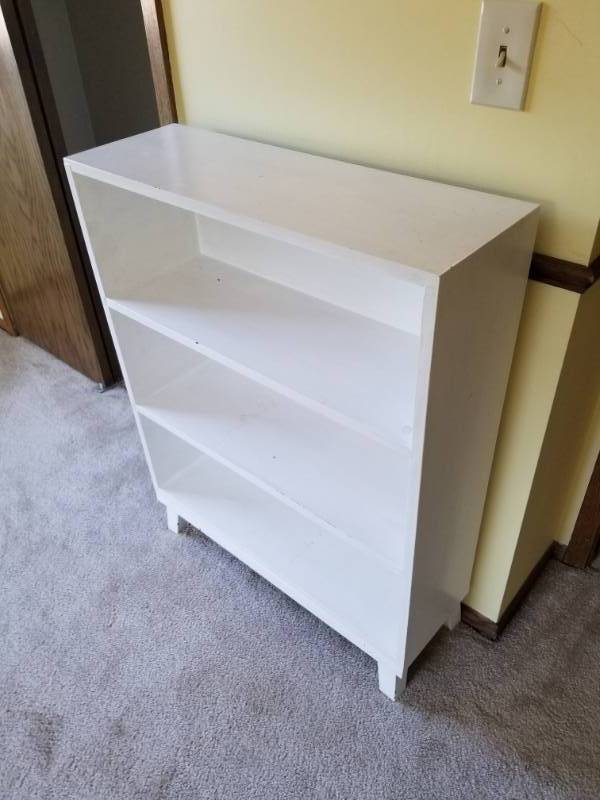 lot 61 image: White Bookcase