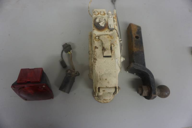 lot 57 image: Lot of TruckTrailer Accessories