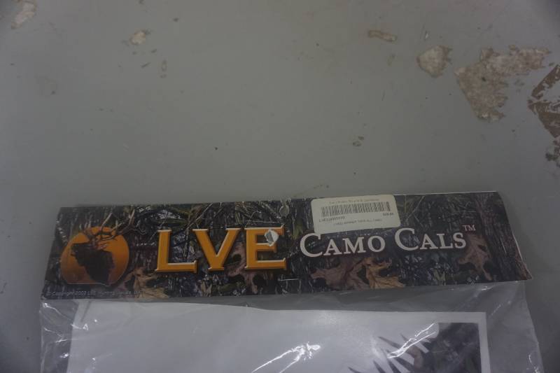 lot 70 image: Live Camo Calls Brand ArcheryDeer Themed Decal