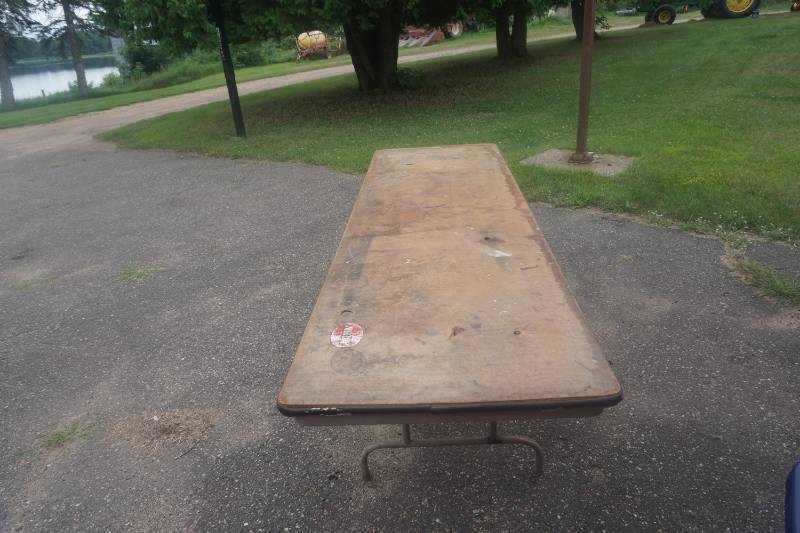 lot 26 image: 8 Metal Framed Folding Table