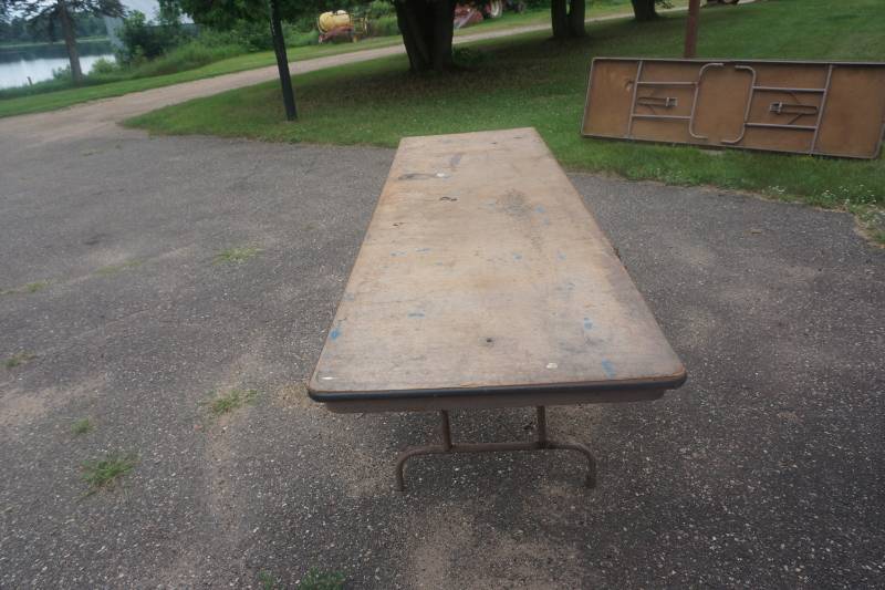 lot 27 image: 8 Metal Framed Folding Table