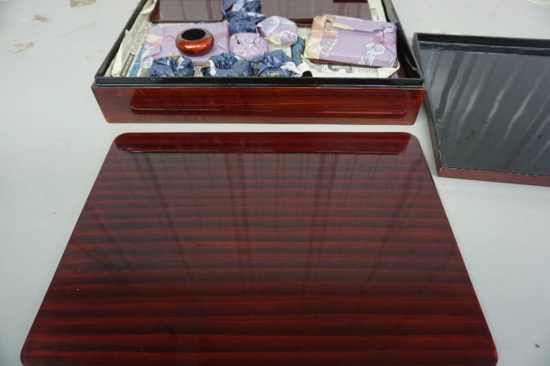 lot 167 image: Kitchen Table Place Mat. Napkin Holders, Coasters With Matching Case