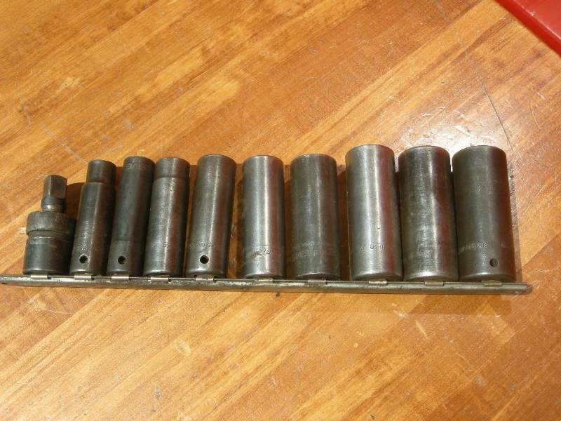 lot 19 image: Snap-On 10 pc 12 dr Deep Impact Socket Set