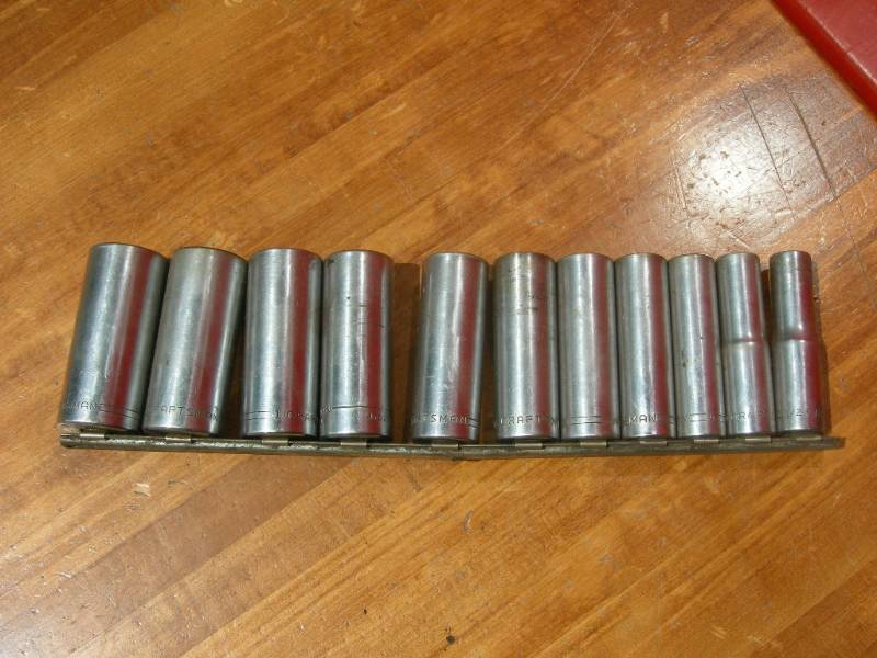 lot 23 image: Craftsman 12 deep sockets