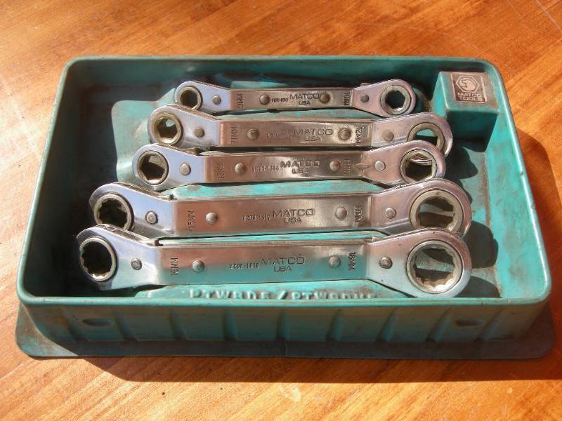 lot 34 image: MatCo Tools 5pc Racheting Offset Box End Wrench Set