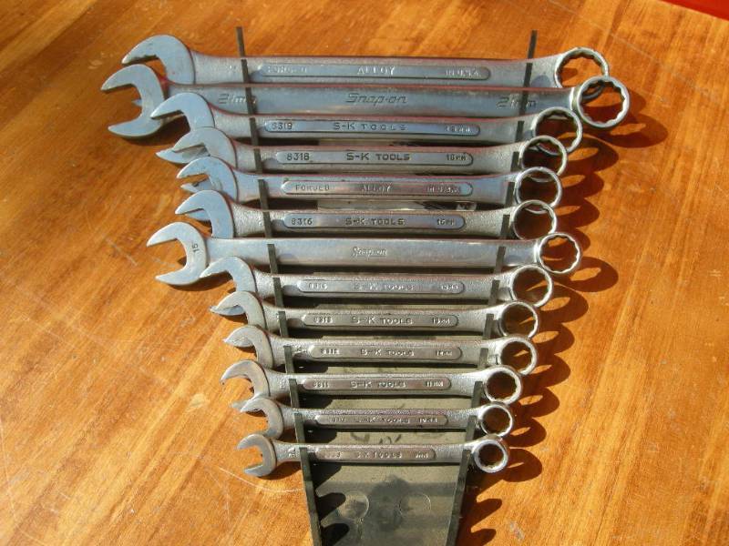 lot 35 image: SK & Snap-On Combination Wrench Set