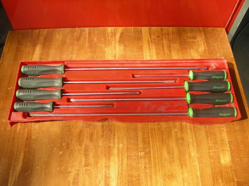 lot 39 image: Snap-On 8pc Long Screwdriver Set