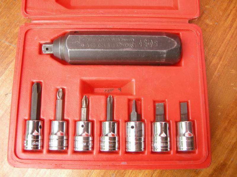 lot 66 image: Snap-On Impact Driver Set