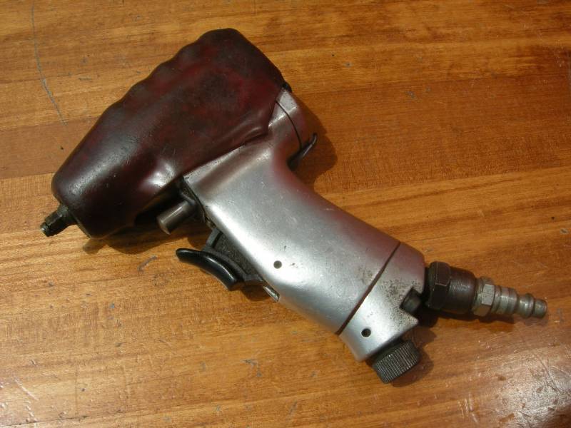 lot 71 image: MAC Tools 14 dr Air Impact
