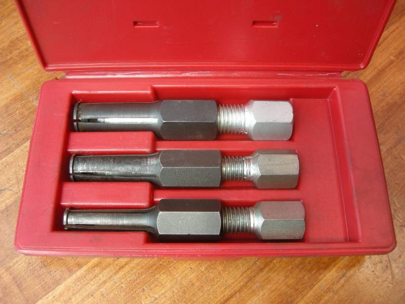lot 109 image: MAC Tools Blind Bearing Adapter Set