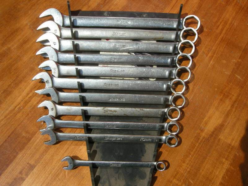 lot 144 image: Snap-On 11pc Metric Combination Wrench Set