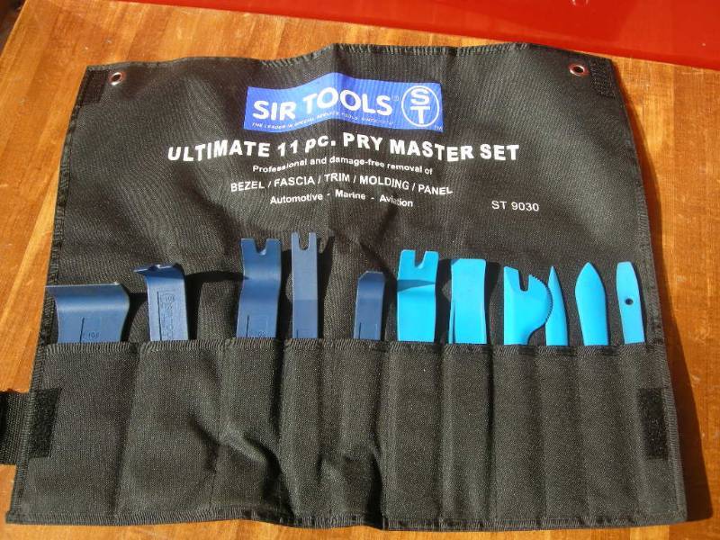 lot 193 image: SIR Tools Ultimate Pry Master Set