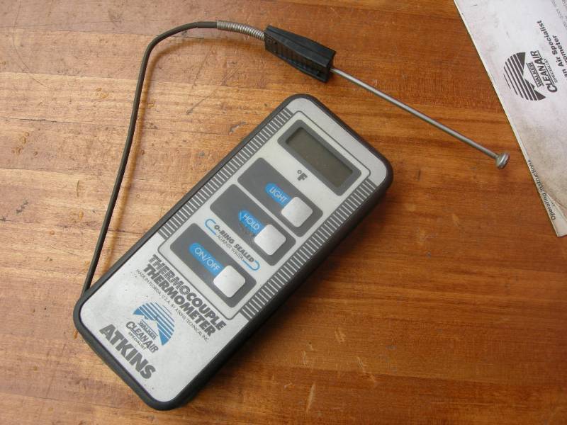 lot 238 image: Walker Digital ThermometerPyrometer