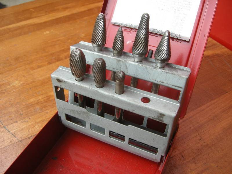 lot 242 image: Snap-On Solid Carbide Burr Drill Bit Set