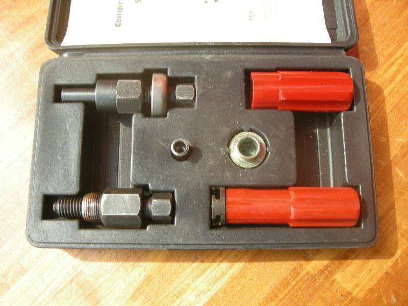 lot 257 image: Compressor Service Tool Set
