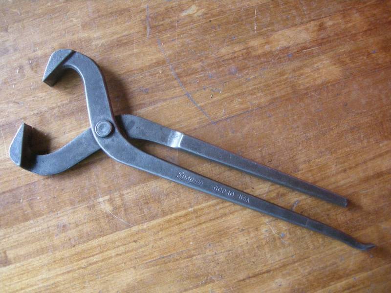 lot 273 image: Snap-On Dust Cap Remover