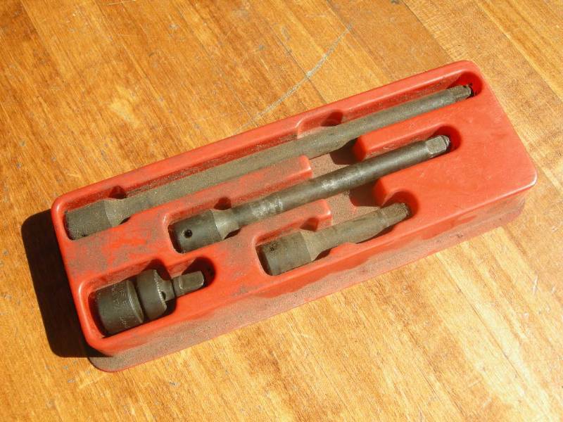 lot 287 image: Snap-On 4pc 14dr Impact Extensions with Universal