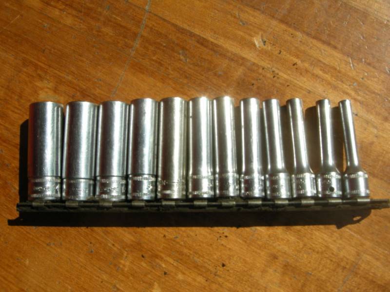 lot 289 image: Snap-On 14 dr Metric Deep Well Sockets