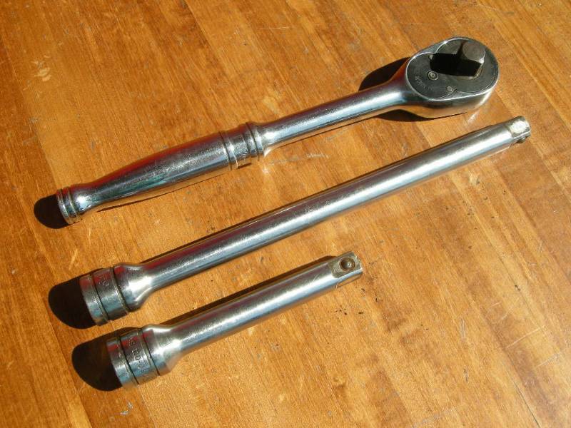 lot 291 image: Snap-On 12 dr Ratchet & Extensions