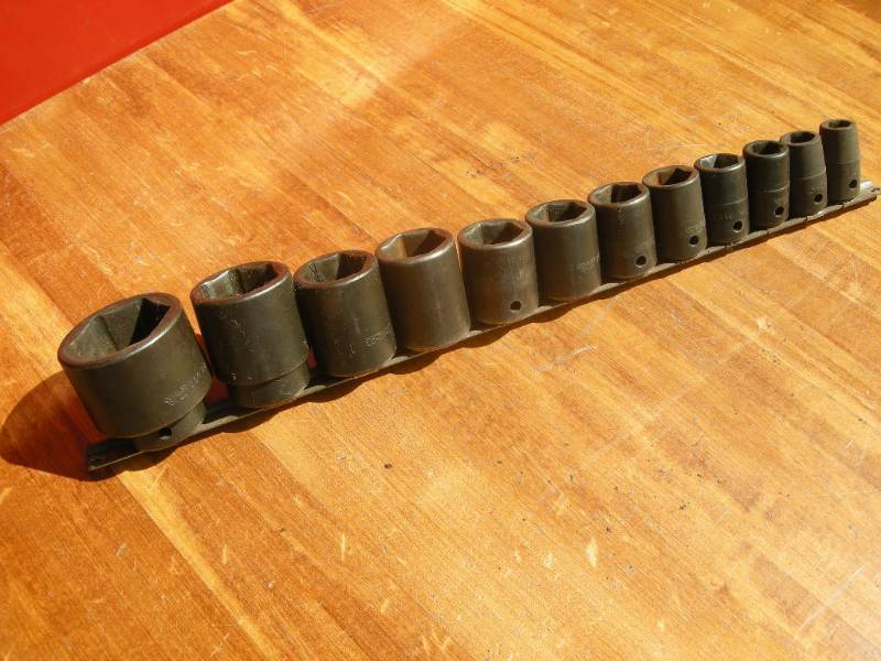 lot 295 image: Snap-On Shallow Impact Socket Set
