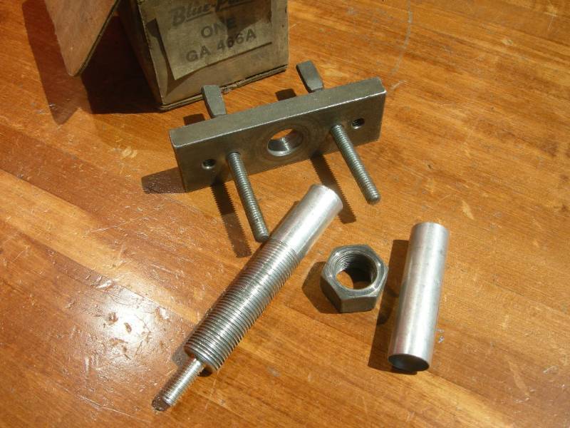 lot 307 image: Blue-Point Steering Wheel Lock Plate Puller