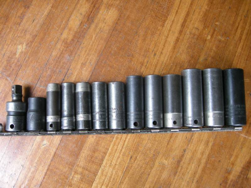 lot 372 image: Snap-On Deep Impact Sockets