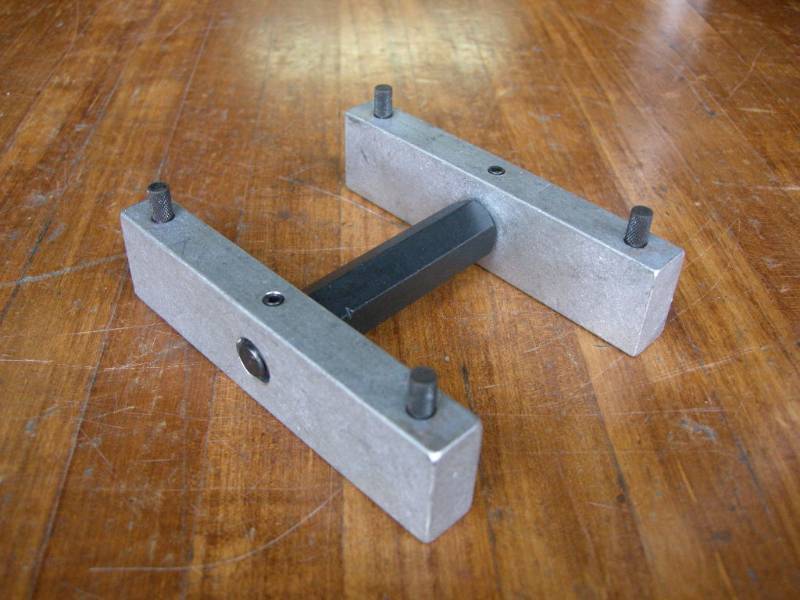 lot 136 image: Cam Shaft Holder for Timing Belts