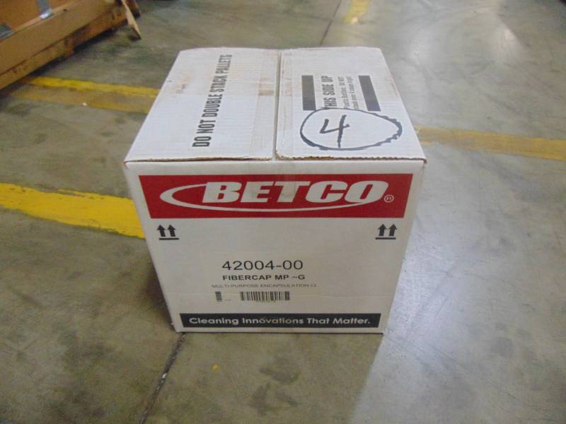 lot 27 image: Betco BET4200400 Fiber Encapsulation MP Cleaner, Clear (4 Pack)