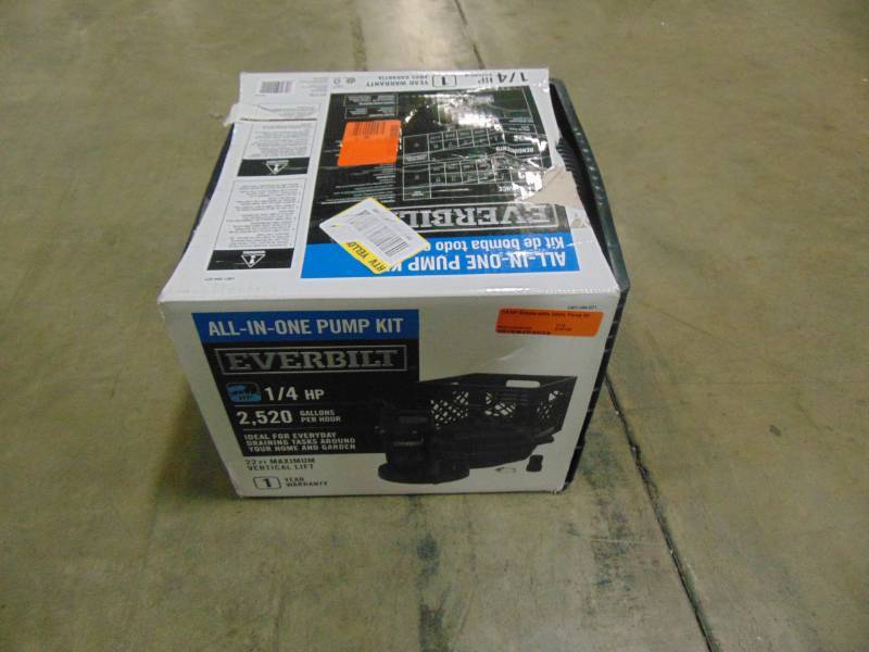 lot 32 image: Everbilt 14 HP Submersible Utility Pump Kit SBA025RP