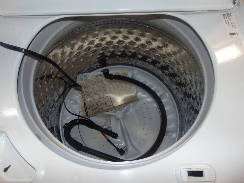 lot 145 image: Whirlpool 4.3 cu. ft. High-Efficiency Top Load Washer with Quick Wash in White, 12 Cycles WTW5000DW
