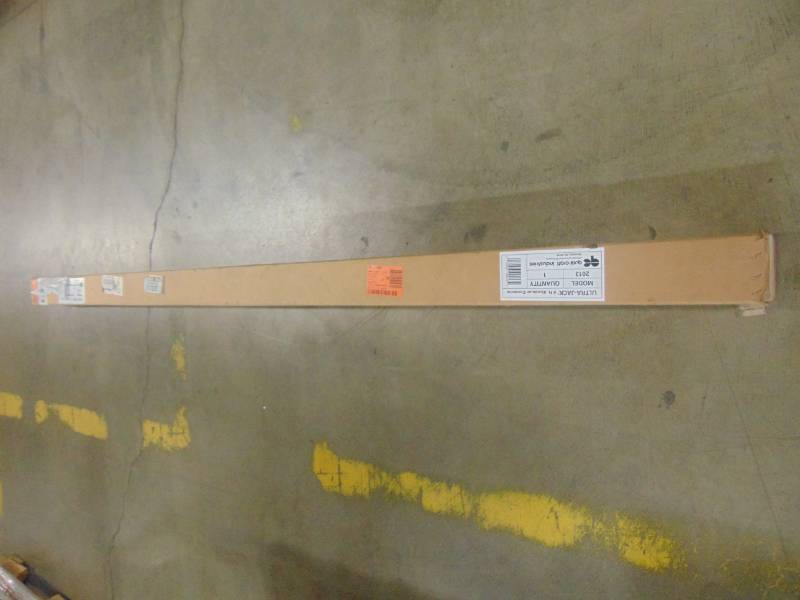 lot 178 image: Qualcraft 6 ft. Aluminum Pole Connector 2013