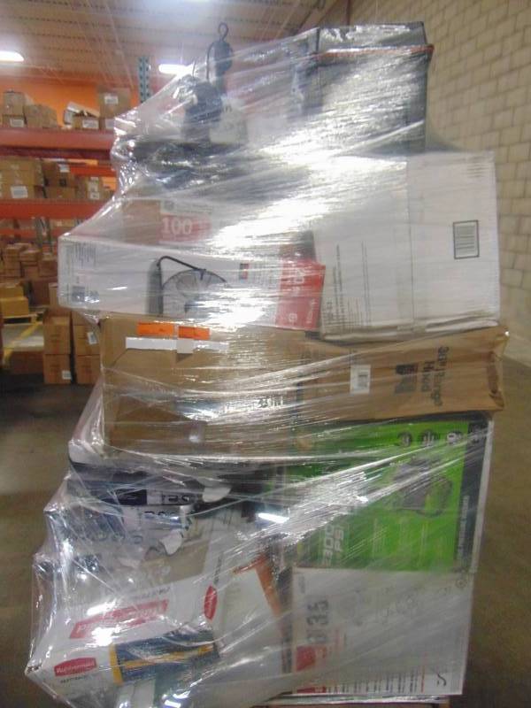 lot 220 image: WHOLESALE MIXED PALLET OF RETURNS - SHOP VACUUMS, FANS, FAUCETS, AND MORE