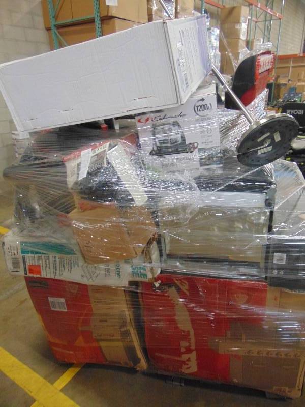 lot 227 image: WHOLESALE MIXED PALLET OF RETURNS - GRILLS, SHOP EQUIPMENT & MORE