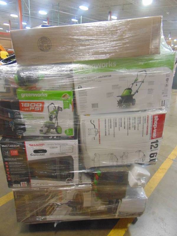 lot 229 image: WHOLESALE MIXED PALLET OF RETURNS - POWER TOOLSEQUIPMENT, VACUUMS, & MORE