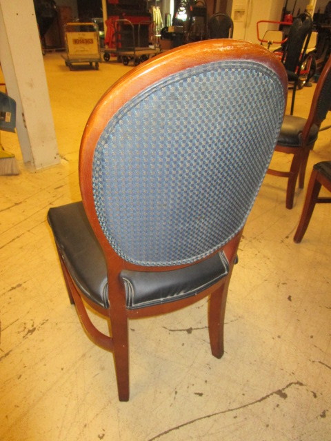 lot 410 image: SHELBY WILLIAMS CHAIRS