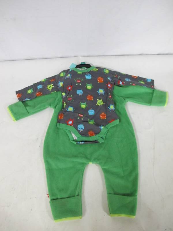 lot P51 image: Zutano Baby Cozie Fleece Elf Hooded 2-pc Set GreenGray Aliens Onsie - 18 Month - NEW