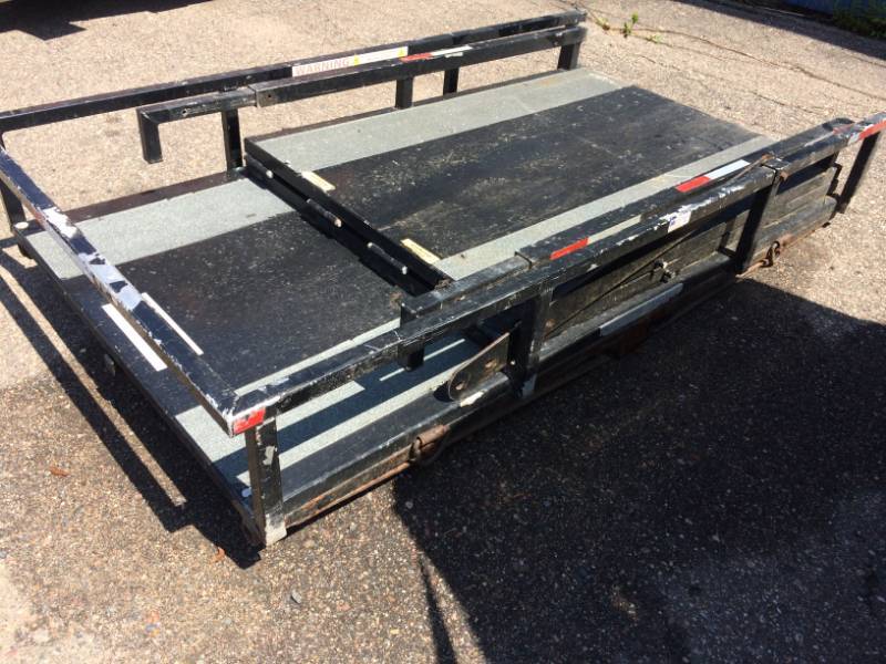 lot 5 image: Wheelchair  Cargo Receiver Hitch