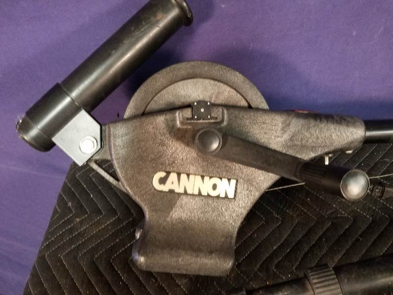 Two Cannon Uni-Troll HP Downriggers