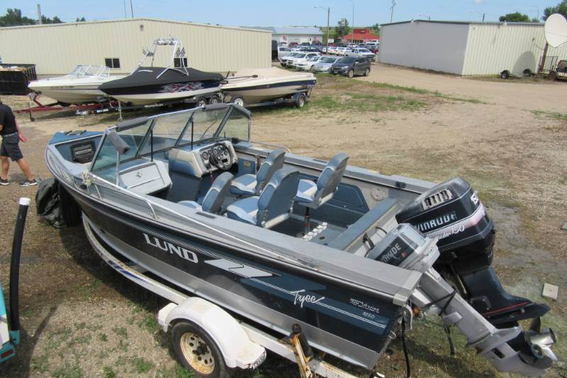 lot 003 image: 1994 Lund 1850 Tyee