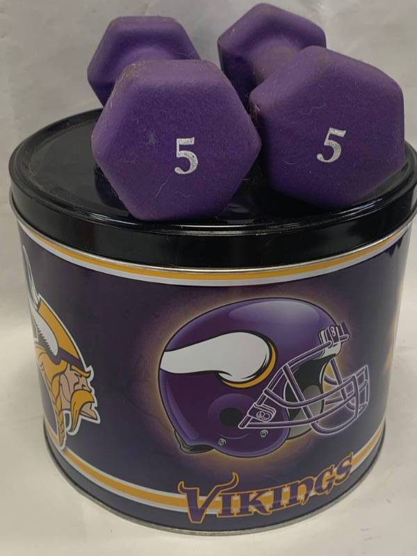 lot 59 image: Minnesota Vikings Tin & Weights (2ea 5lb)