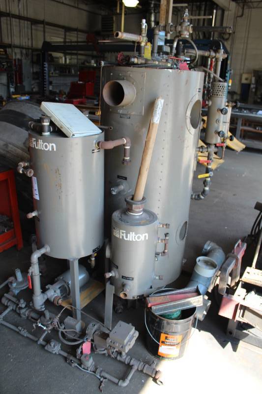 lot 13 image: 1999 Fulton Gas-Fired Steam Boiler