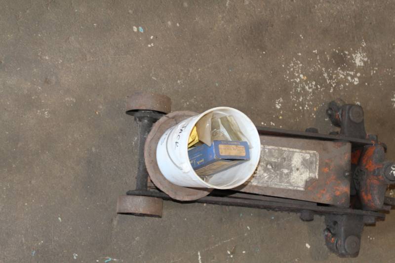 Astroline 2Ton Hydraulic Floor Jack, Spare Jack Parts South