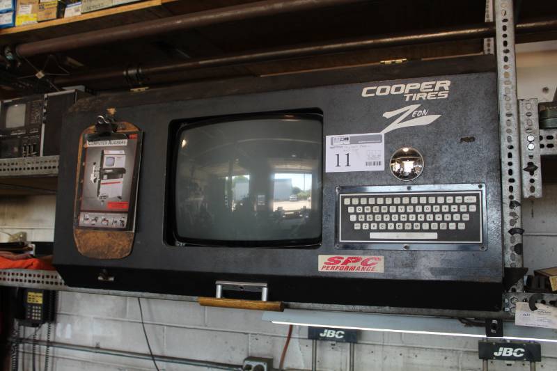 lot 11 image: FMC John Beam 9909 Wheel Alignment Machine