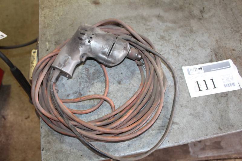 lot 111 image: Black&Decker Corded Drill