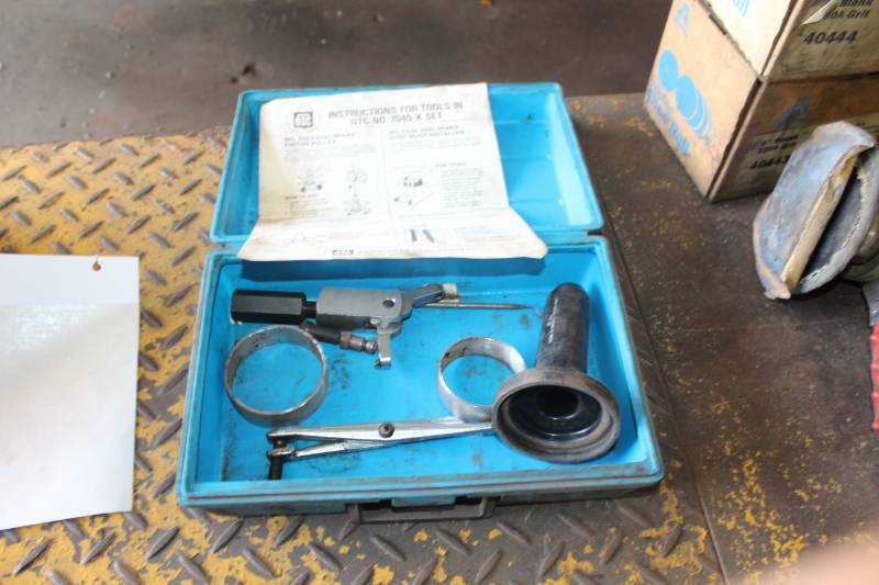 lot 97 image: OTC 7040-K Caliper Rebuild Kit