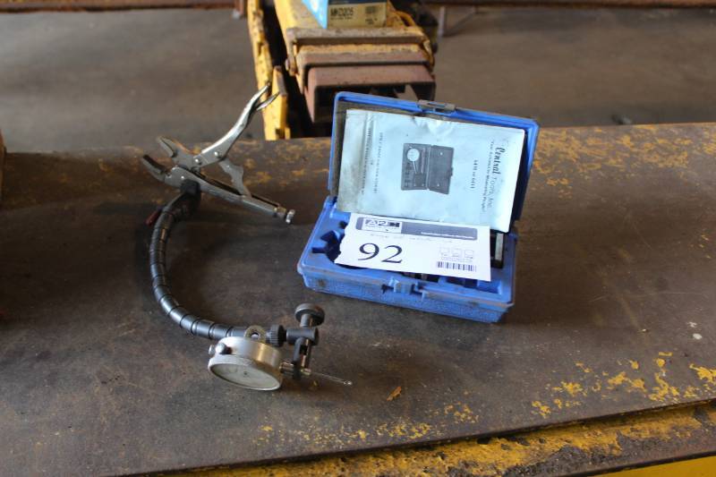 lot 92 image: Central Tools, Inc. 1in. Range Dial Indicator Set with Case, Manual