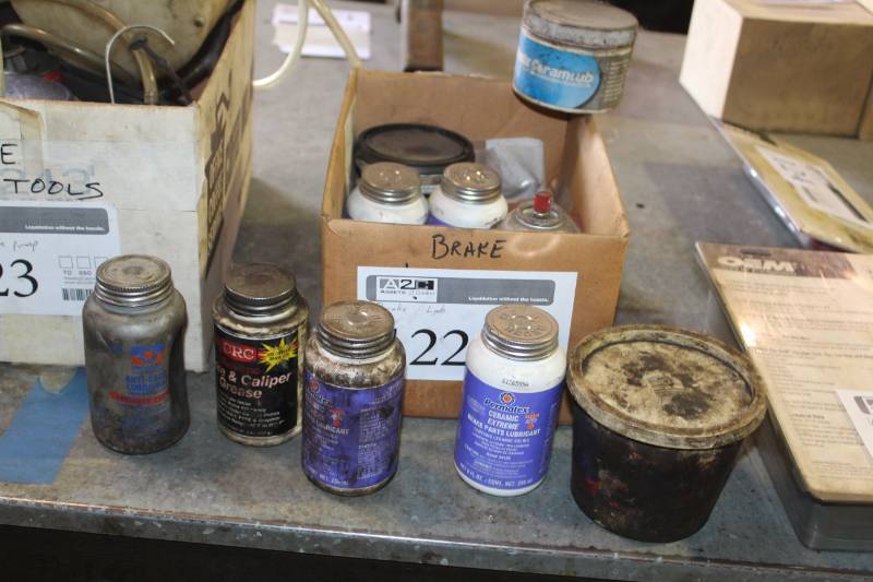 lot 122 image: Brake Lubricant