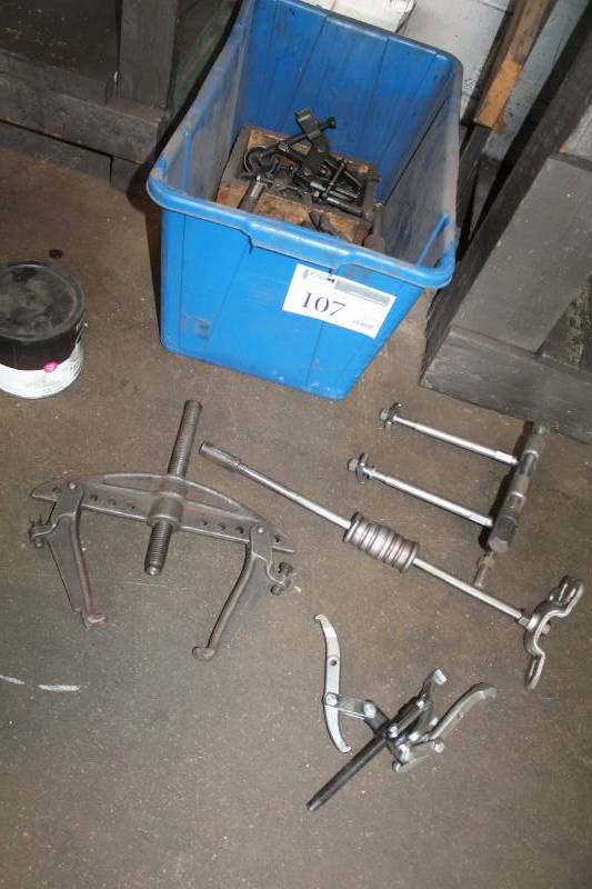 lot 107 image: Wheel Bearing Presses, Wheel Hub Presses