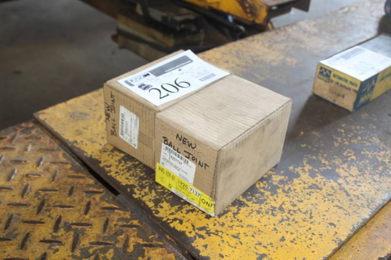 lot 206 image: GM Truck OEM Ball Joint