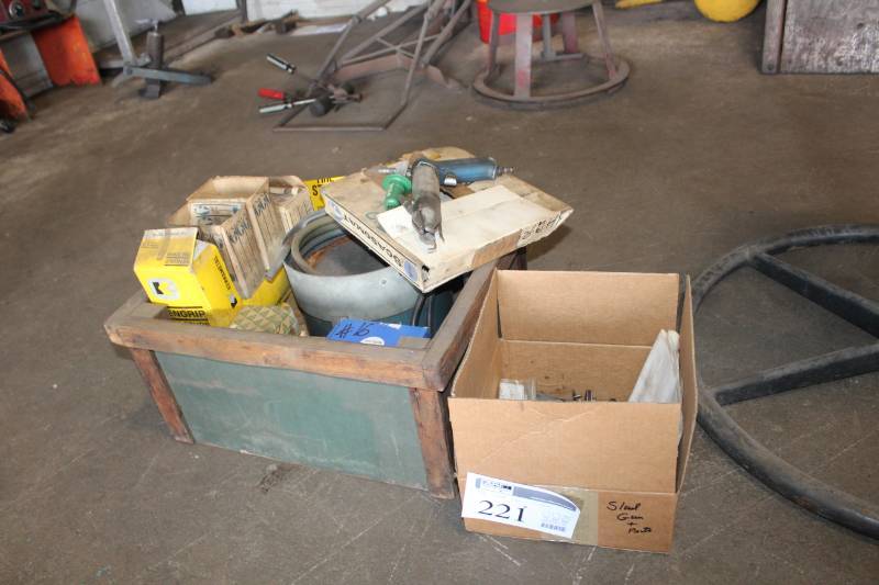 lot 221 image: Tire Stud Guns, Tire Studs